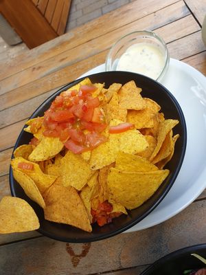 Nacho's met pico de gallo at Focus Foodbar in Tilburg