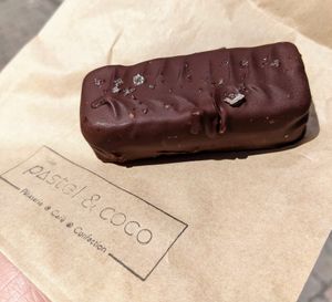 Homemade "vegan twix" at Pastel & Coco in Gatineau