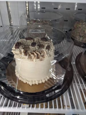 Vegan cakes at Pastel & Coco in Gatineau