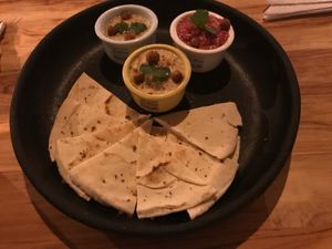 humus plate at Los 7 Mares in La Guajira