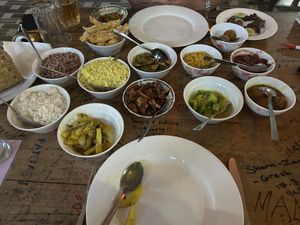 Heerlijk vegan gegeten bij Jaga. Toplocatie en supervriendelijke eigenaarsfamilie.   at Jaga in Polonnaruwa