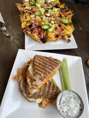 Nachos and Buffalo jackfruit grilled cheese 😋 at The Stand Vegan Cafe in Fairfield