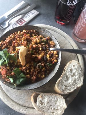 Vegan Chili sin carne  at T.R.U.D.E. in Hamburg