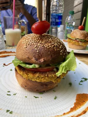 Giulia vegan burger  at Veggie Pause  in Fes