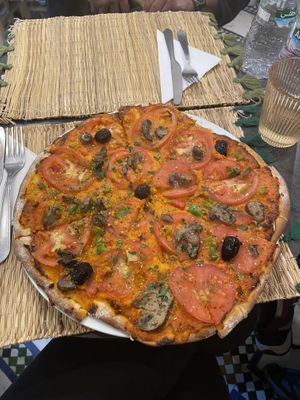 Pizza vegana  at Veggie Pause  in Fes