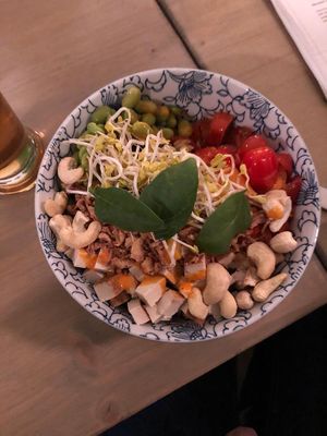 Fresh, crunchy... at Mahalo Poke Corner in Mannheim