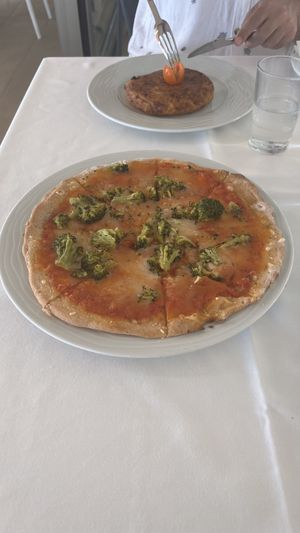 Vegan pizza  at Xaloc Lounge in Alicante