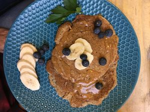 Vegan pancakes at FLOW café in Antwerpen