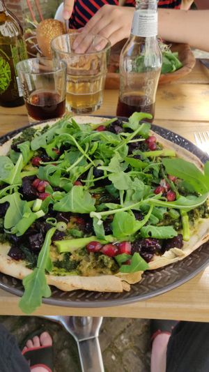 jum at FLOW café in Antwerpen