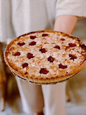 BAKEWELL TART
Shortcrust pastry topped with jam, frangipane &
almonds at WAVE in East London