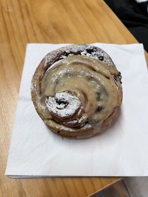 Raisin cinnamon rollls  at WAVE in East London