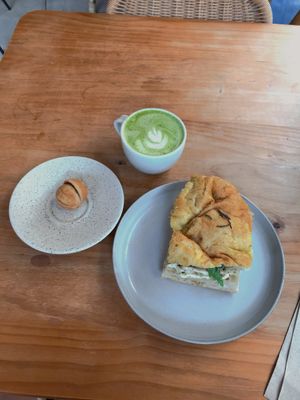 Mediterranean schiacciata, cream nut, genmaicha latte 💚 at WAVE in East London