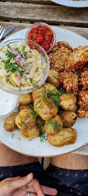 Nuggetsy at Caffe Miasto in Warsaw