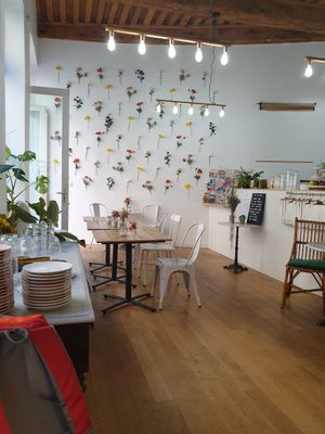 Décor at Comptoir Sauvage in Lyon