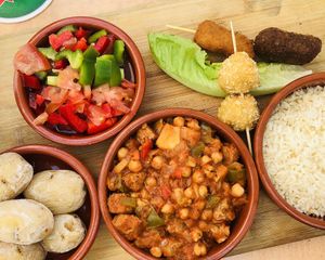 Mixed vegan plate at Fat Frank in Gran Canaria
