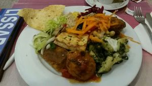 My plate at Jardim das Cerejas - Chiado in Lisbon