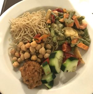Vegan buffet (noodles, chickpeas, vegetables)  at Jardim das Cerejas - Chiado in Lisbon