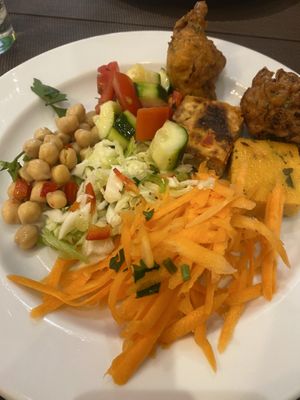 Plate 1  at Jardim das Cerejas - Chiado in Lisbon