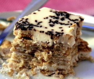 creamy cookie crust layer cake at Jardim das Cerejas - Chiado in Lisbon