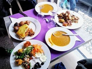 soup and main dish for two at Jardim das Cerejas - Chiado in Lisbon