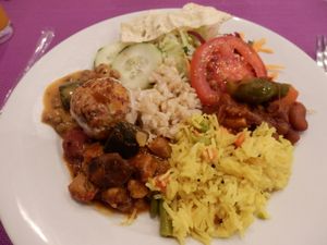 Vegan Buffet at Jardim das Cerejas - Chiado in Lisbon