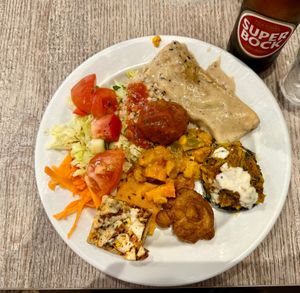 Small bites of everything on the line at Jardim das Cerejas - Chiado in Lisbon