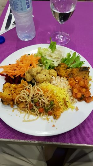 prato com todas as opções at Jardim das Cerejas - Chiado in Lisbon