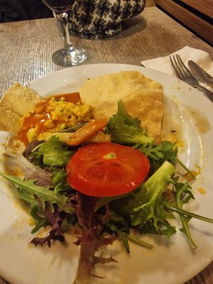 Buffet at Jardim das Cerejas - Chiado in Lisbon