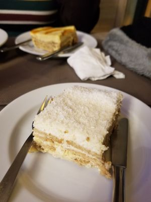 Coconut cake at Jardim das Cerejas - Chiado in Lisbon