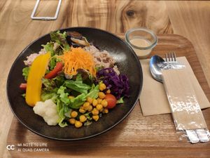 Salad at Rakuen Cafe in Naha