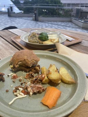   at Rakuen Cafe in Naha