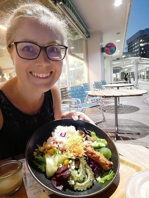  at Rakuen Cafe in Naha