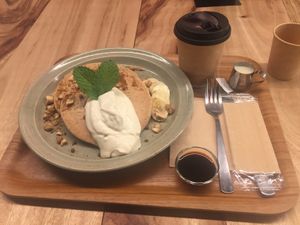 Pancakes  at Rakuen Cafe in Naha