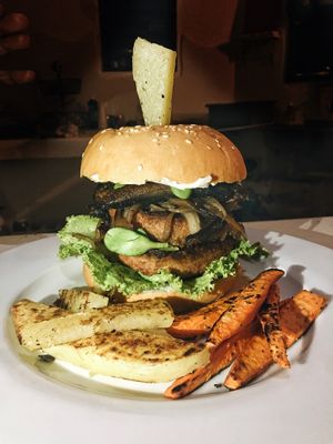 double cheeseburger  at Vespertina in Tulum