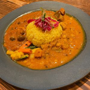 2種盛りカレー  at Spice Curry Palmyra in Okinawa