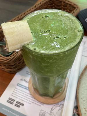 Green detox smoothie, 129 baht  at Easy Health in Pattaya