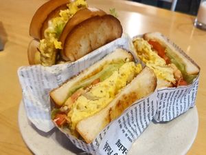 #sababacm #chefjeab #Breakfast at Sababa in Chiang Mai