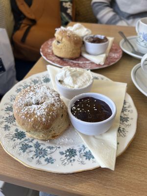 Traditional cream tea and chocolate one at the back!  at Twisted Currant in Helston