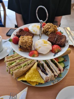 Vegan afternoon tea at Twisted Currant in Helston