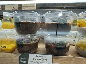 desseet  at Dean & David in Erfurt