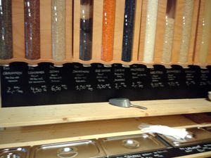 Nice bulk containers at Speisekammer in Lage