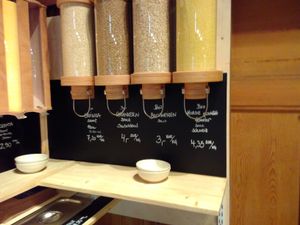 Nice bulk containers at Speisekammer in Lage