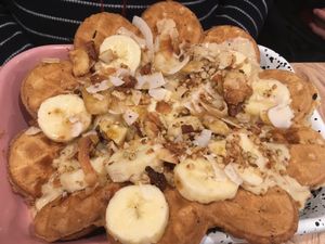 Gaufre à la banane  at Make My Lemonade in Paris