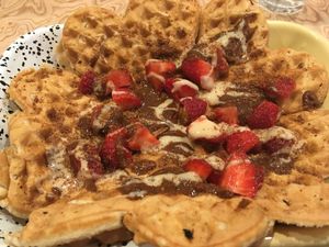 Gaufre fraises  at Make My Lemonade in Paris