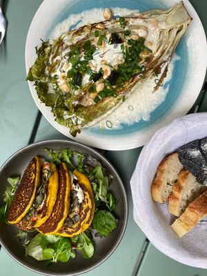 Try the grilled lettuce at Le Potager de Charlotte - Rennequin in Paris