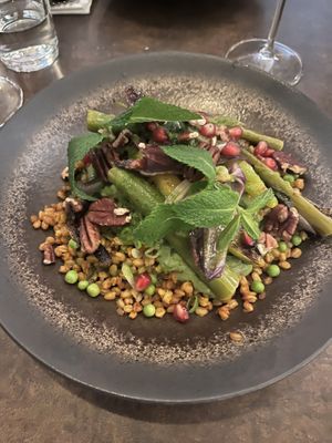 Asperge verte et petit épeautre avec menthe   at Le Potager de Charlotte - Rennequin in Paris