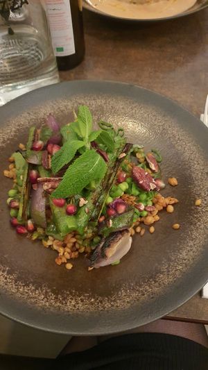 Crispy einkorn wheat at Le Potager de Charlotte - Rennequin in Paris