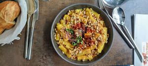 Rigatoni Carbonara at Le Potager de Charlotte - Rennequin in Paris