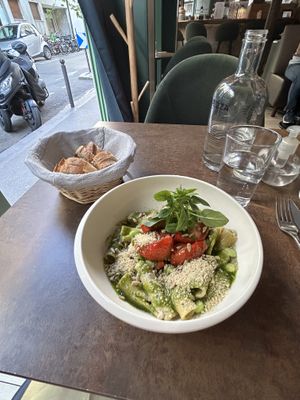 Basil pesto and balsamic cream rigatoni   at Le Potager de Charlotte - Rennequin in Paris