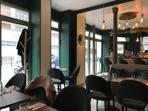 Seating at Le Potager de Charlotte - Rennequin in Paris